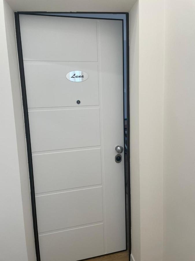 Luna&Sole Oreste Apartments - Self Check-In Bari Zewnętrze zdjęcie