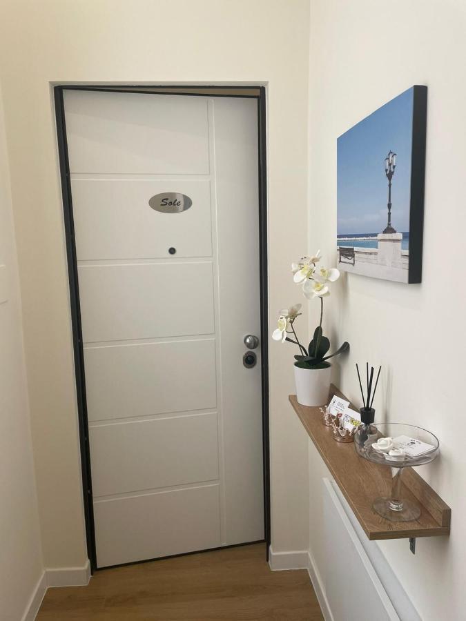 Luna&Sole Oreste Apartments - Self Check-In Bari Zewnętrze zdjęcie
